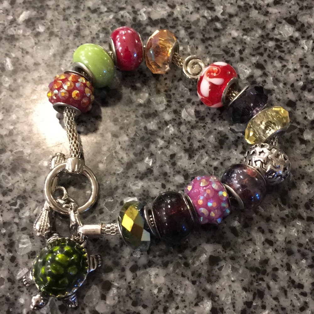 Bead charm bracelet